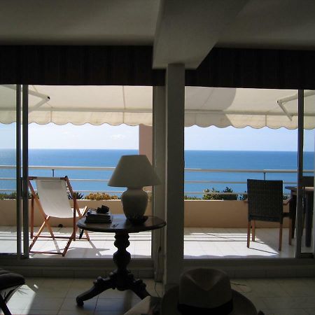 Luxury Apartment Facing The Mediterranean سُت المظهر الخارجي الصورة